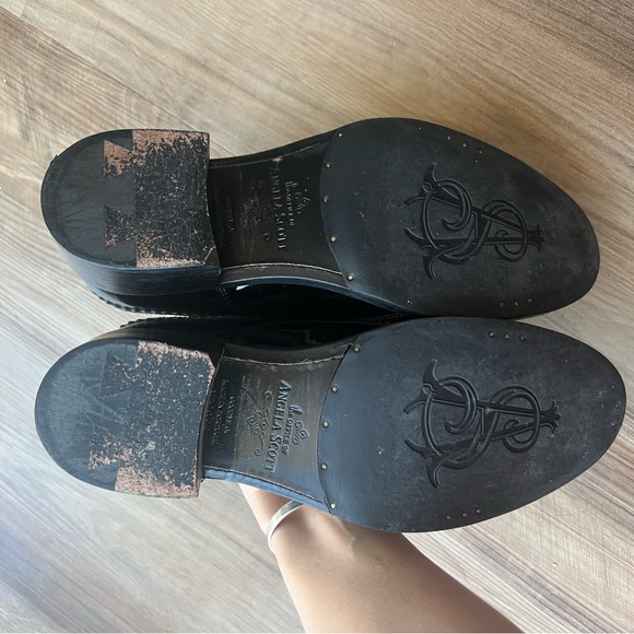 The office of Angela Scott patent leather heeled oxfords size 36 - Picture 6 of 11